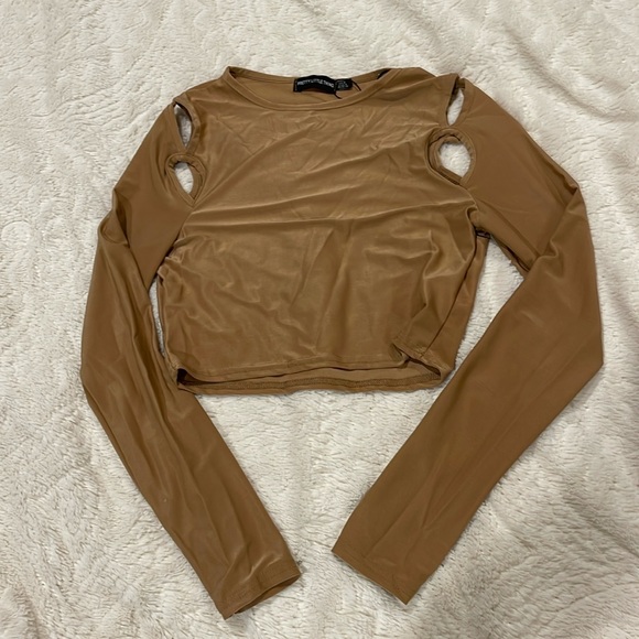 Never worn PrettyLittleThing going out top!! - Picture 2 of 7
